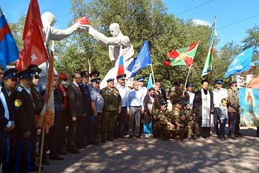 В Соль-Илецке состоялся автопробег к 75-летию Победы в Великой Отечественной войне